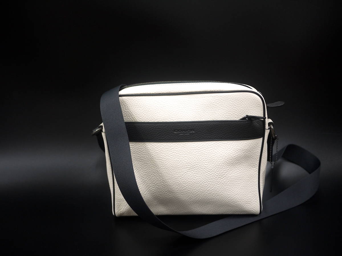 正規本物 新品 COACH コーチ メンズ 上質レザー チャールズ カラーブロック レザー バッグ / チョーク F26077