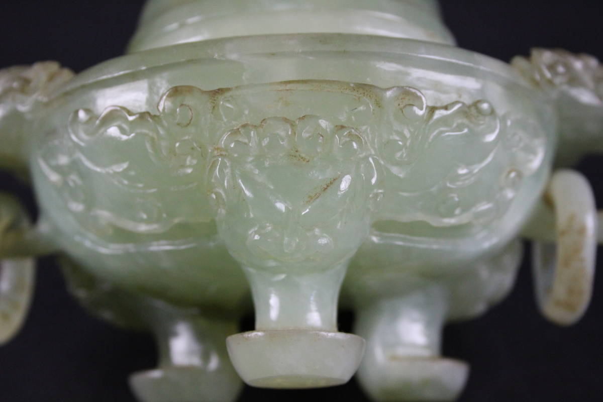 中国美術 砡製 細密彫刻獅子蓋耳足環付饕餮文香炉 唐木