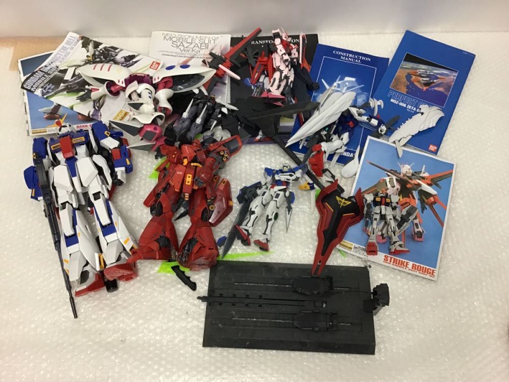 MG 訳あり ジャンク MG 1/100他 ストライクルージュ，キュベレイ