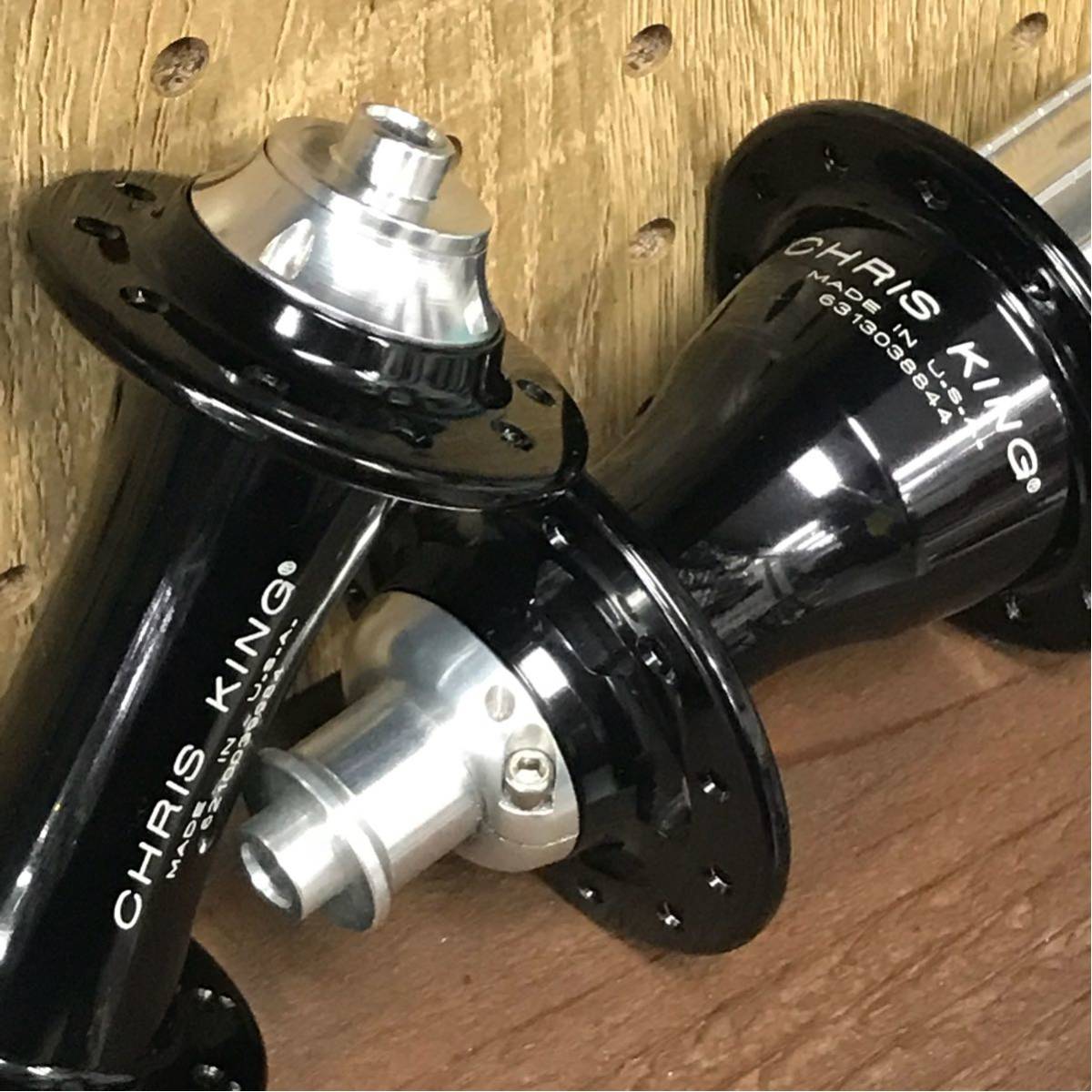 美品☆クリスキング ハブ セットCHRIS KING R45 シマノフリー shimano
