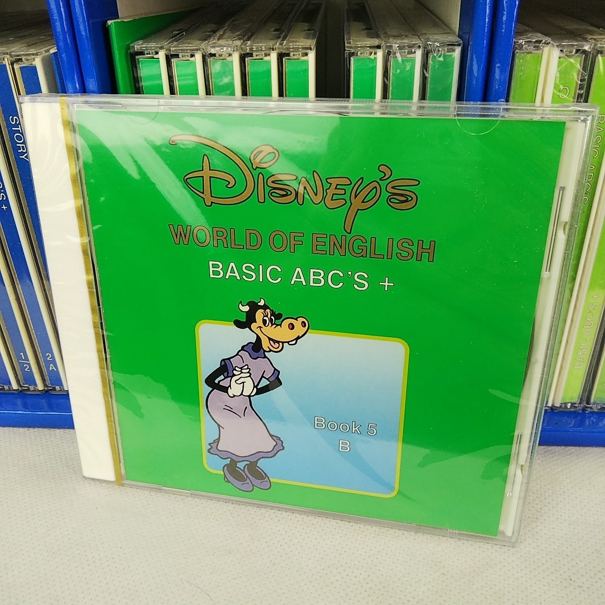 DWE ディズニー WORLD OF ENGLISH CD 未開封ケース傷ディズニー 