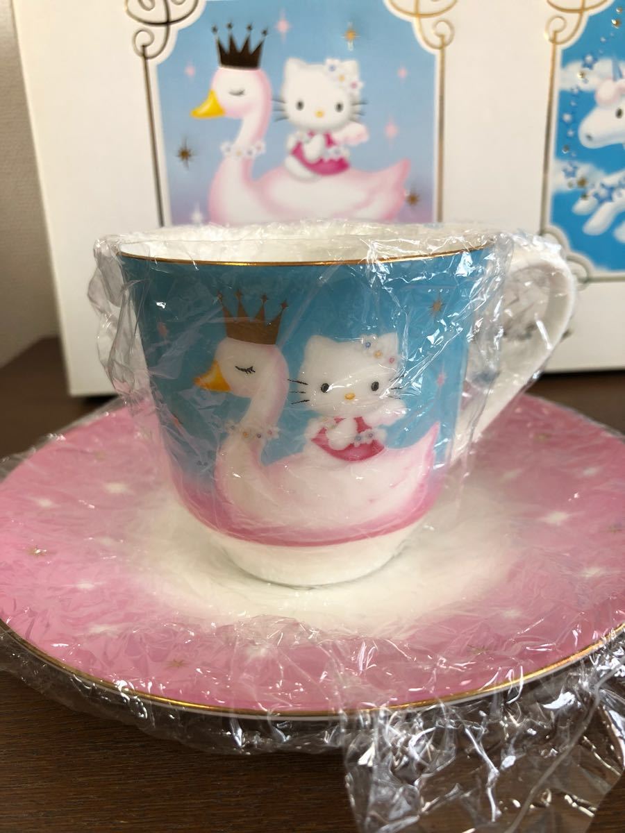 2401 ☆ハローキティ☆25周年記念デザイン スワン&ユニコーン 2401 ☆ハローキティ☆25周年記念デザイン スワン&ユニコーン