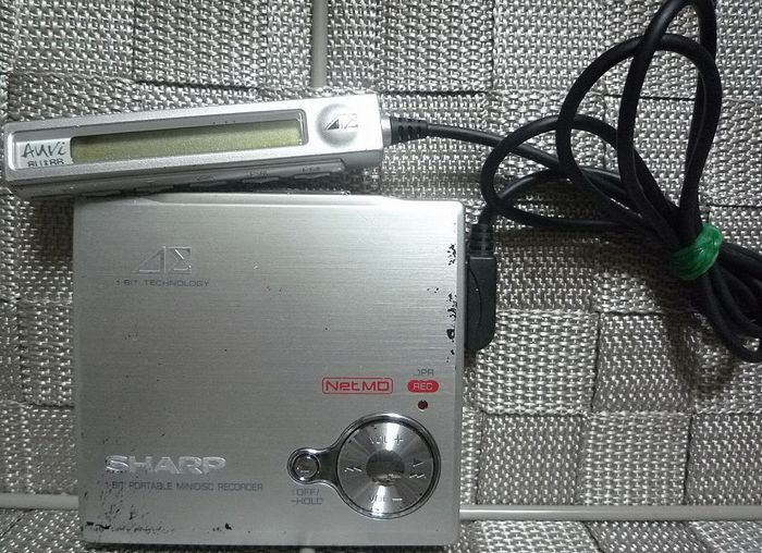 ジャンクSHARP 1bitポータブルMDレコーダー IM-DR80-S SHARP シャープ