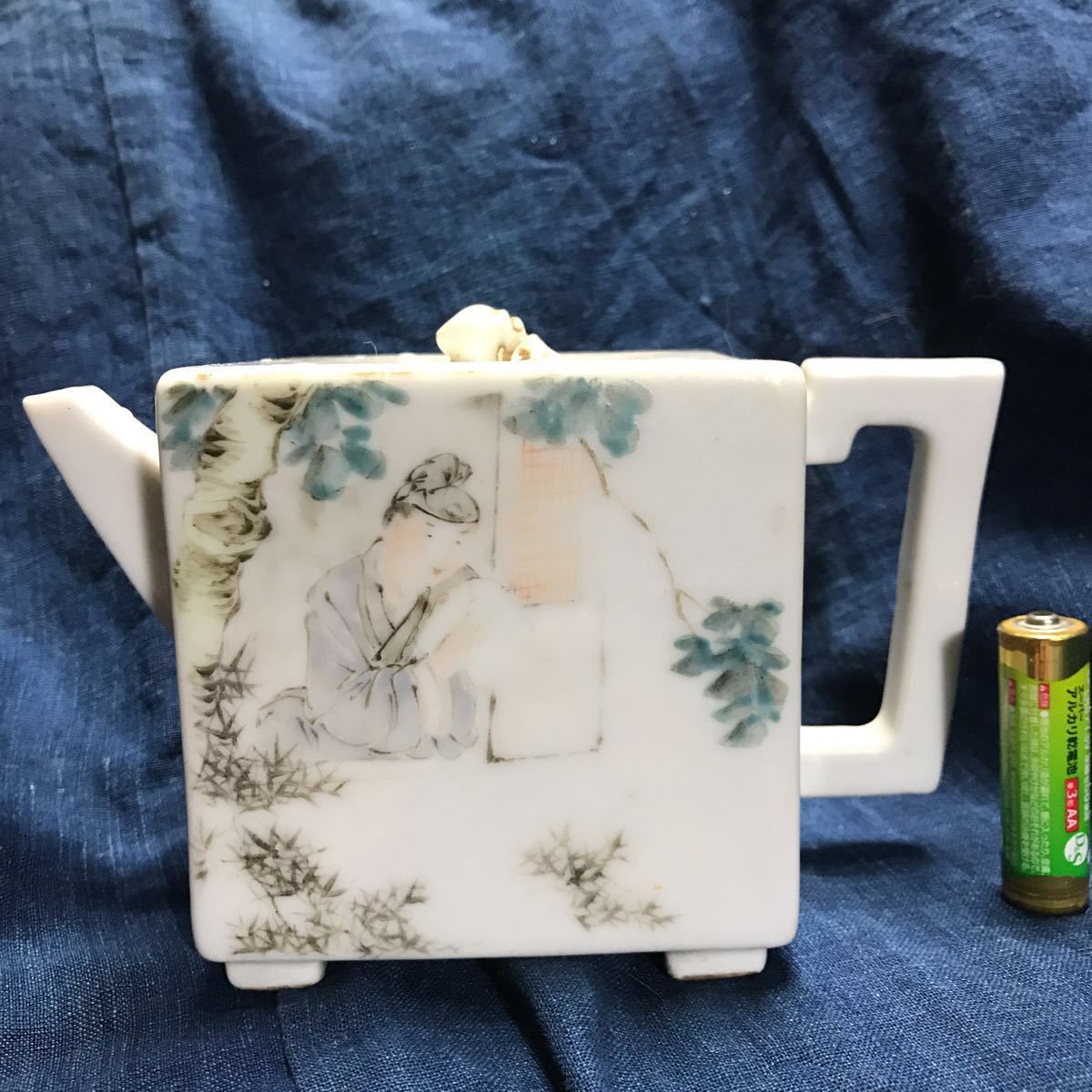 染錦金彩 招き猫 伊万里 18.1cm 置物 / 縁起物 伊万里焼き 瀬戸焼