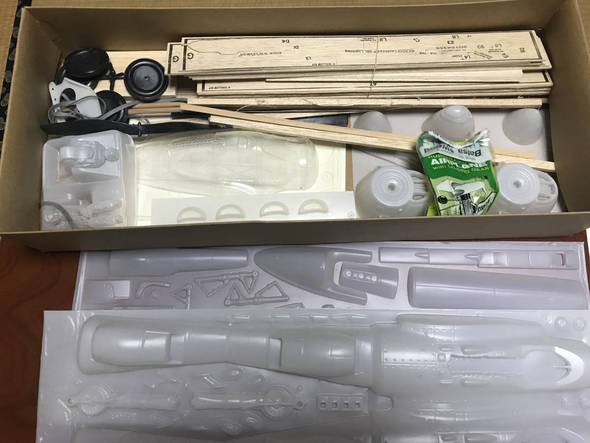 グイローズ（Guillow's）Ｐ-38ライトニング Lightning P38 - flight R&frasl;C eBay