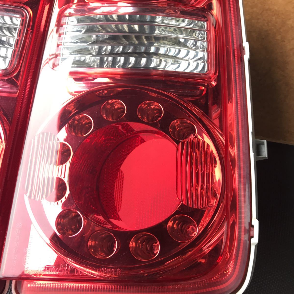 e51エルグランド 純正テールランプ E51 エルグランド 後期 純正 LEDテールランプ ライト 左右 【公式通販】