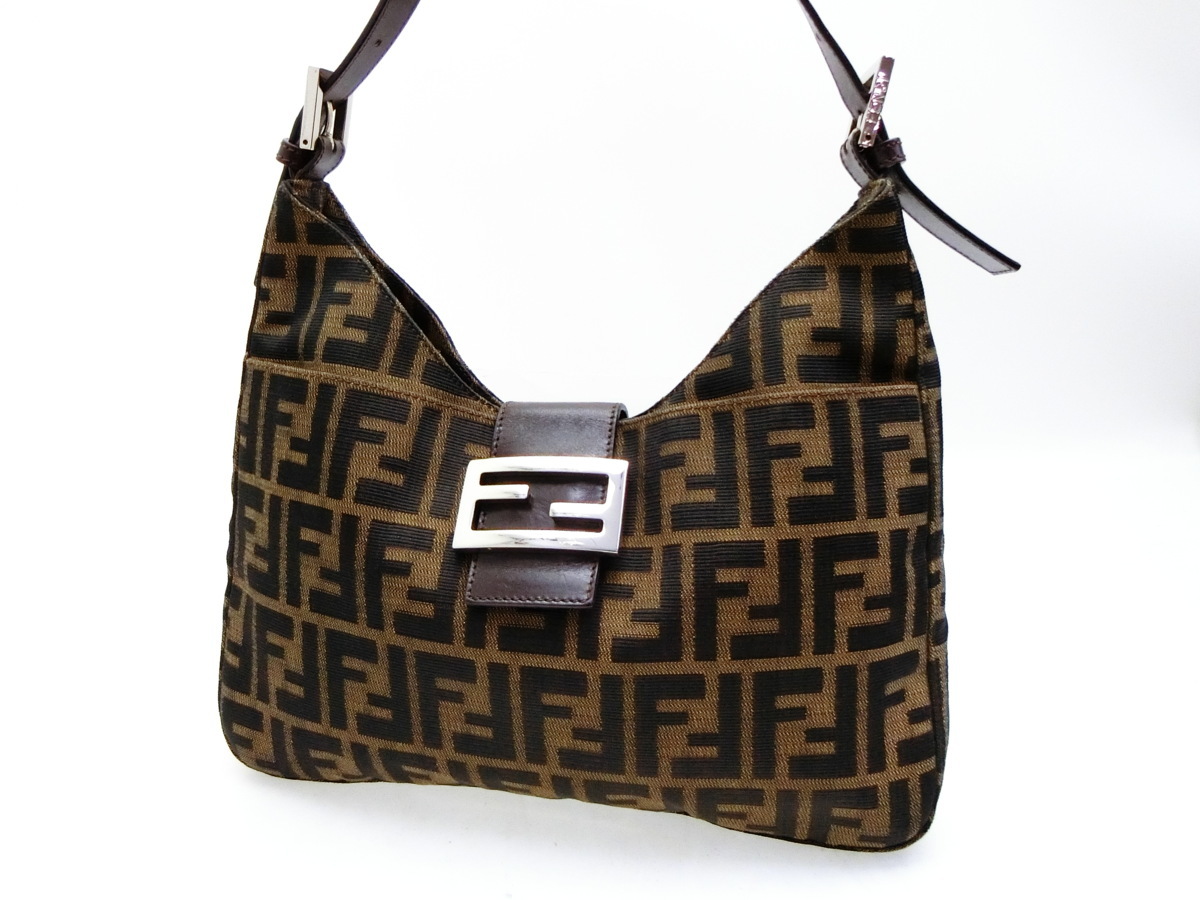 ◇N15239 FENDI フェンディ ズッカ 柄 FF 金具 ショルダー バッグ 美品 