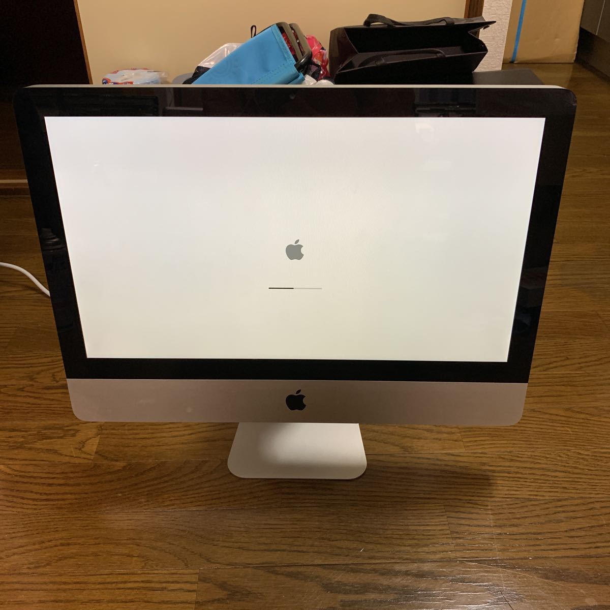 iMac Apple i5 Core - 0 Intel Mid 2.7GHz 27インチ | 21.5-inch 4GB 