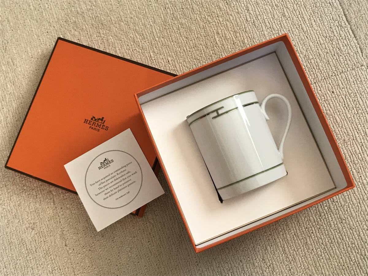 Hermes エルメス リズムグリーン マグカップ エルメス 売買されたオークション情報 Yahooの商品情報をアーカイブ公開 オークファン Aucfan Com