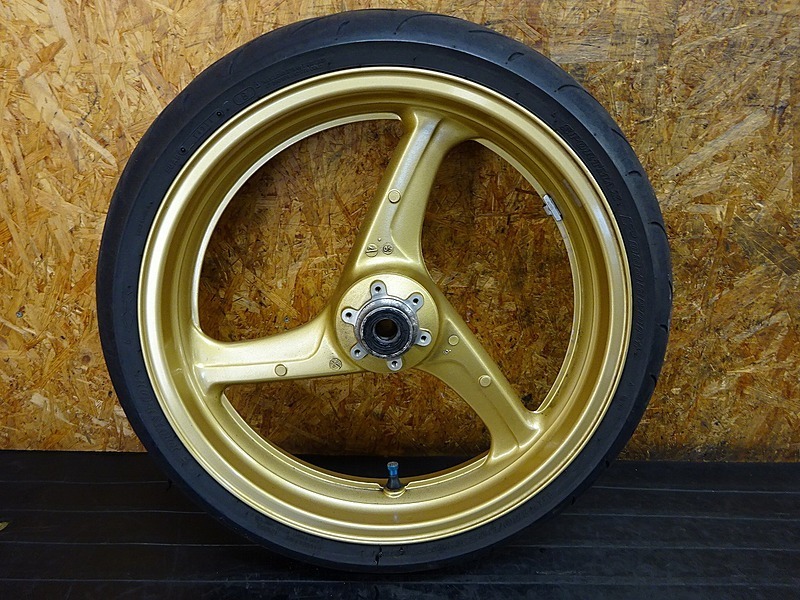 驚きの破格値，高品質 181108.H CB400SB Vtec3 NC39-1104 フロントホイール 17&times;3.50 ジャンク スーパーボルドール CB400SF VTECⅢ スペック3(フロント)｜売買されたオークション情報、yahooの商品情報をアーカイブ公開 - オー ホンダ用