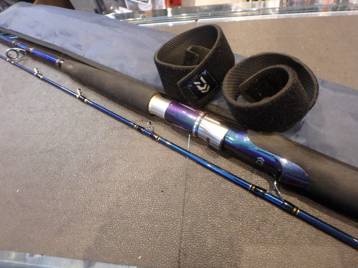 中古美品！ダイワ 先鋭剣崎30号200MT 定価38664円 【公式通販】