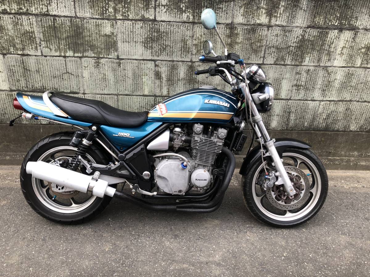 カワサキ ゼファー 1100 ZRT10A | CORNISHTRADERS.COM