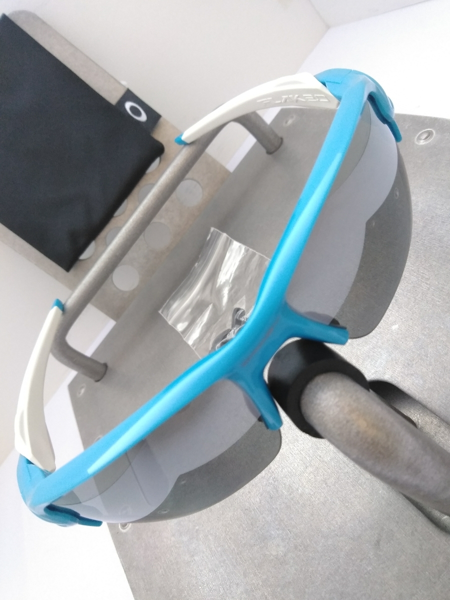 OAKLEY サングラス ディスプレイスタンド 3段 オークリー 【公式通販】