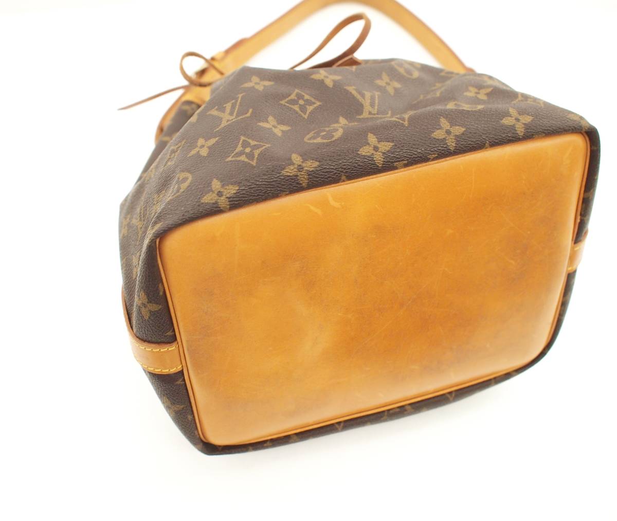 LOUIS VUITTON ルイヴィトン モノグラム プチノエ ショルダーバッグ 