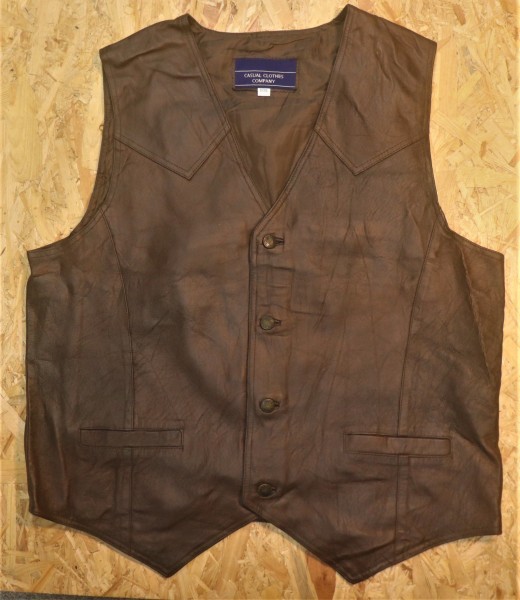 セール，人気セール LV0462 CASUAL CLOTHES COMPANY 実測 本革 レザーベスト 良品(ベスト)｜売買されたオークション情報、yahooの商品情報をアーカイブ公開 - オークファン ベスト