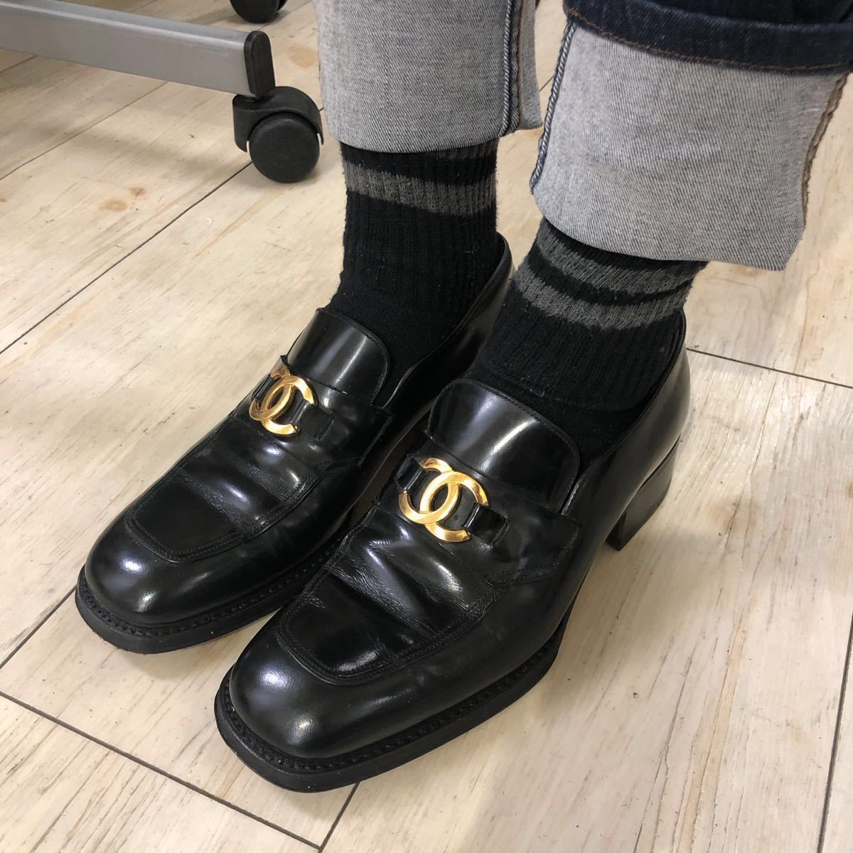 CHANEL シャネル ローファー 靴 エナメルシューズ 【公式通販】