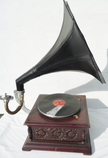 【数量限定，定番】 蓄音機 メーカ不明 蓄音機 レコード 音楽(本体)｜売買されたオークション情報、yahooの商品情報をアーカイブ公開 - オークファン 本体