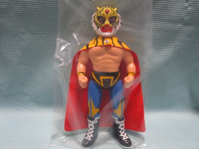 ☆メディコムトイ☆ソフビ・ファイティングシリーズ☆タイガーマスク