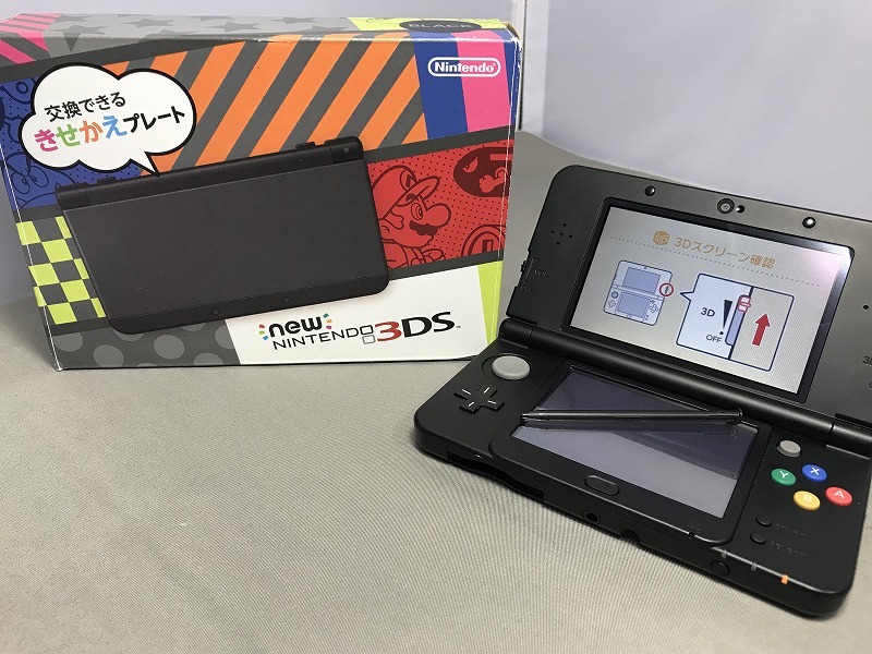 円~★Newニンテンドー3DS きせかえプレート ブラック ※動作確認済※ F (2622)