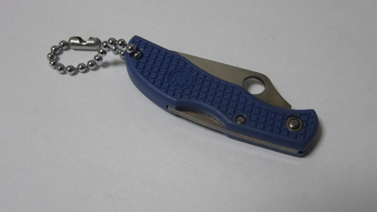 【お得，大得価】 スパイダルコ SPYDERCO ミニナイフ ブルー 直刃 展示 品(ナイフ)｜売買されたオークション情報、yahooの商品情報をアーカイブ公開 - オークファン その他