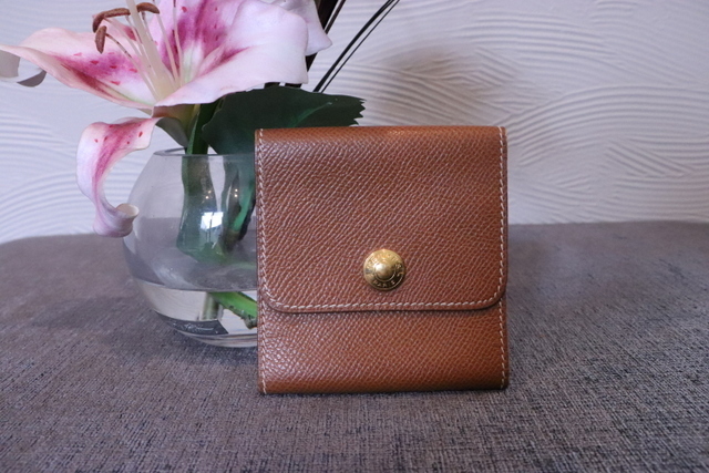 定番，限定セール HERMES エルメス ポストイットケース 2881EI(女性用財布)｜売買されたオークション情報、yahooの商品情報をアーカイブ公開 - オークファン 服飾小物