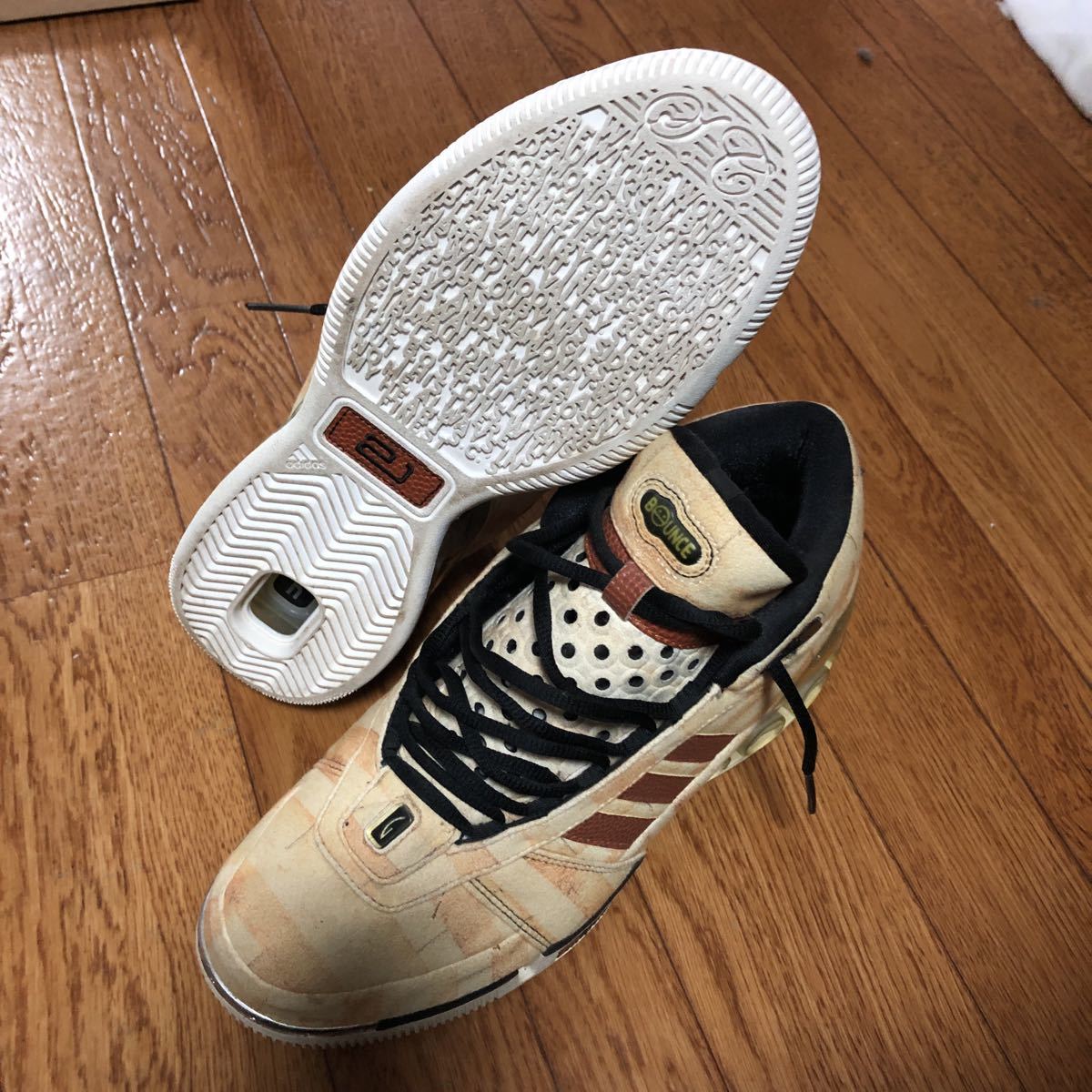 人気SALE，高品質 adidas undrcrwn 世界限定750足 26.5 ケビンガーネット モデル リフレクト NBA バスケットボール柄 フロア柄 レジェンド ヒップホップ(記念シューズ)｜売買されたオークション情報、yahooの商品情報 記念シューズ