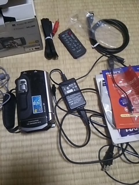 即決!!3D撮影の名機 SONY HDR-TD10 128GB増設 箱、付属品付き ビデオ