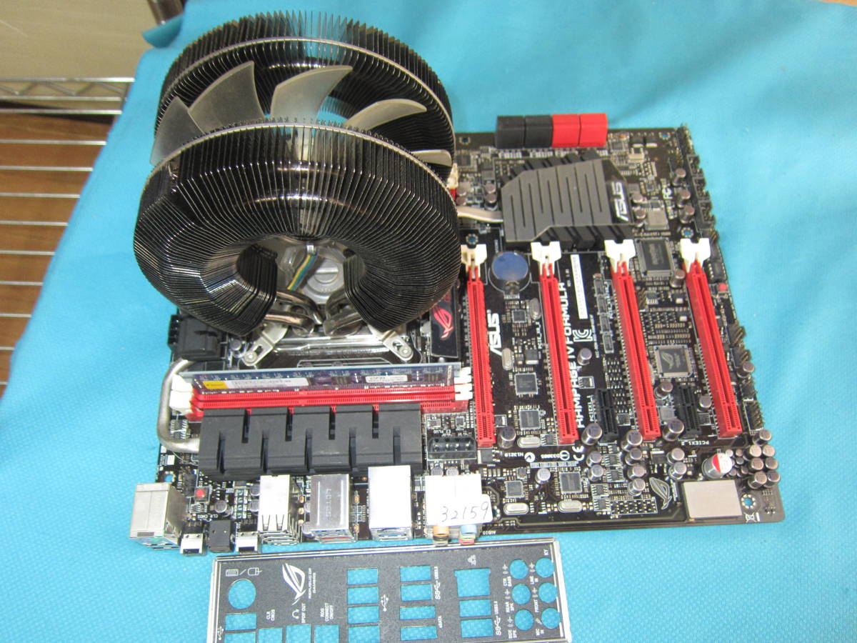 ASUS Rampage IV Black Edition (LGA 2011) Intel X79 - Informática - Loja de Informática