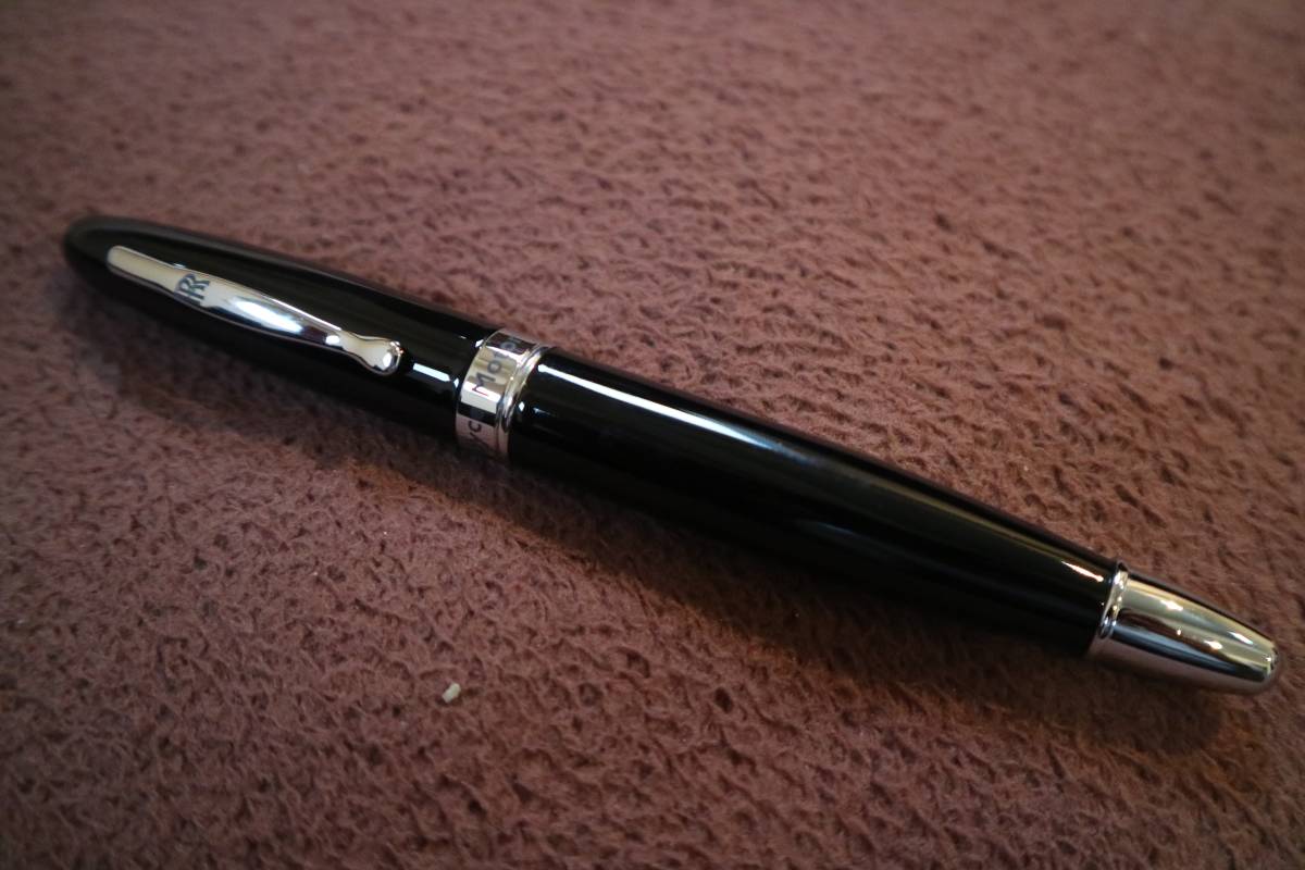 ロールス・ロイス（Rolls-Royce）オリジナルの非売品ボールペン