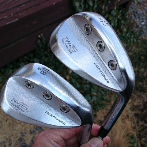 GIGA TW15 イオン 56度 ダイナミックゴ-ルド ブラックIP WEDGE FORGED