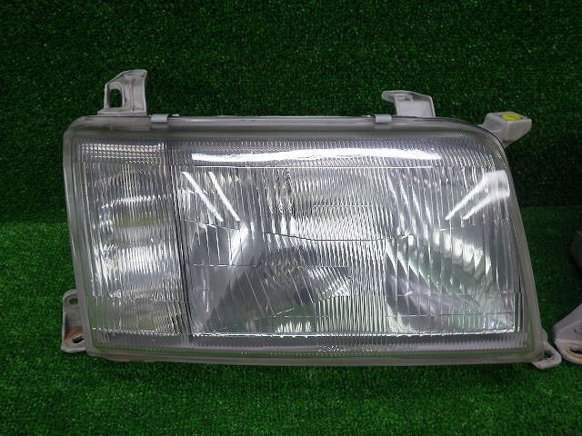 15クラウン　前期ヘッドライト左右　ガラス トヨタ 15クラウン 前期 ヘッドライト 左右セット 190329189 Yahoo