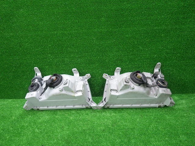 トヨタ 15クラウン 前期 ヘッドライト 左右セット 190329189 Yahoo