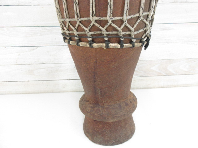 XE781■アジア? アフリカ? / 民族楽器 打楽器 太鼓 楽器 / 打面直径26cm 高さ63cm 重さ9kg アフリカンスクエアー 楽器 | NDER サバールLE 民族