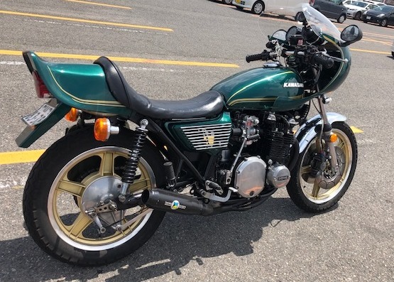 Z1Z2用三和タイプテールカウル＆純正加工シートKZ900A4D1Z750FOUR