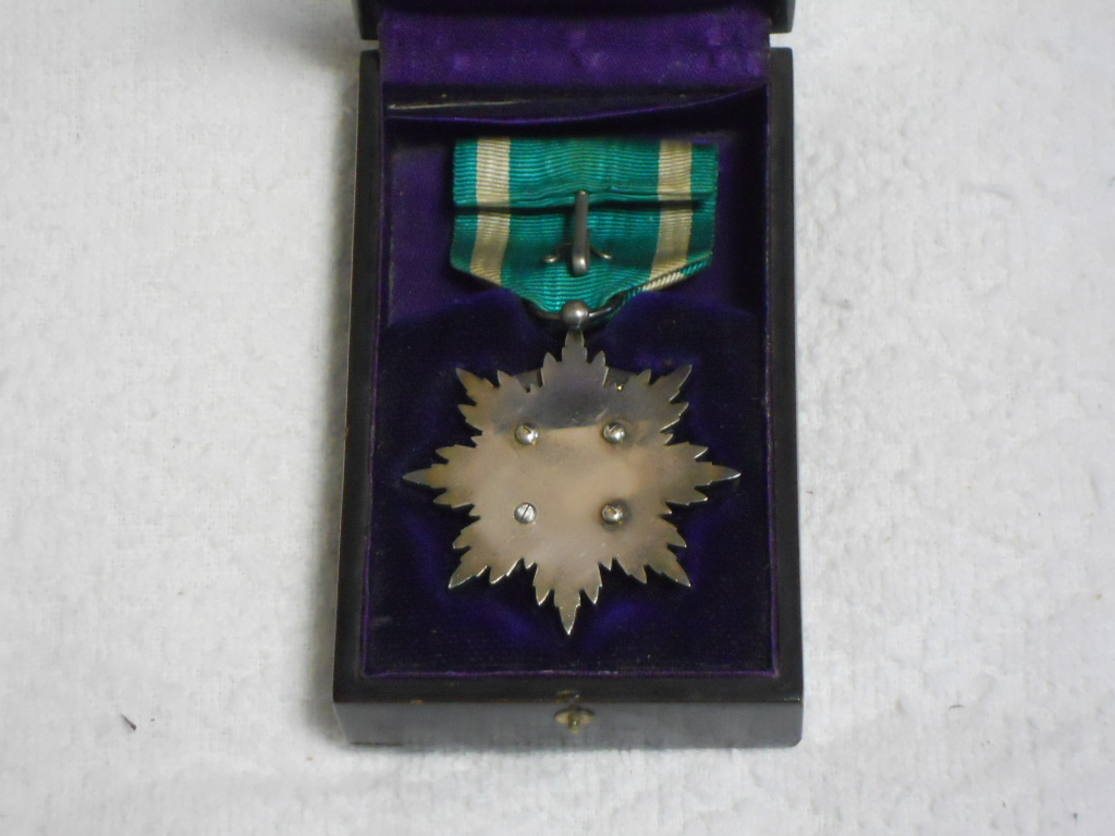 功五級金鵄勲章 勲七等青色桐葉章 日本軍陸軍海軍記章徽章記念章旭日瑞