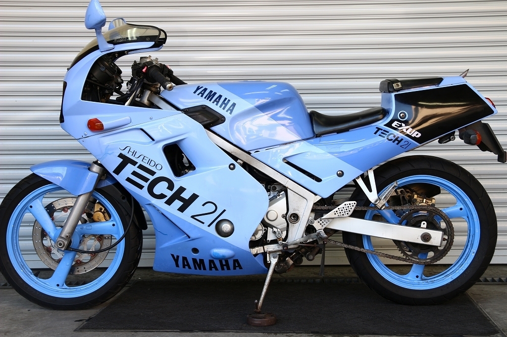 定番，お得 FZR250/TECH21/今年の8耐に復活！/資生堂TECH21カラー/2KR