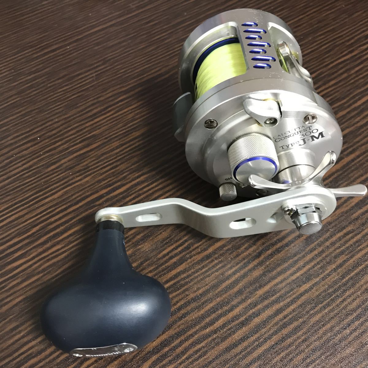 シマノ カルカッタ コンクエスト タイプJ300 ハイギア