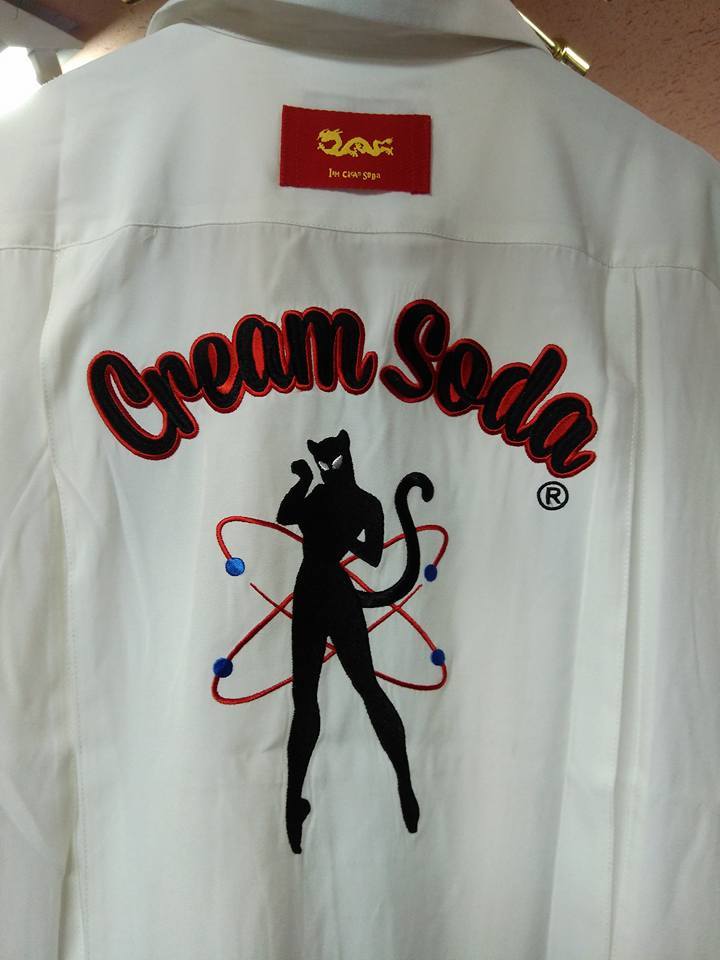 Lサイズ白色クリームソーダ怪傑黒猫刺繍シャツ検索ボウリングシャツロカビリーキャロルピンクドラゴンブラックキャッツ