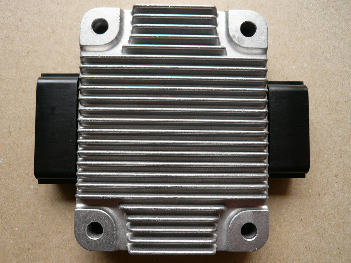 日産車　スカイラインGTR　R32、R33、R34　RB26　パワトラ　純正品　新品　未使用品　22020-05U00　点火系部品　　