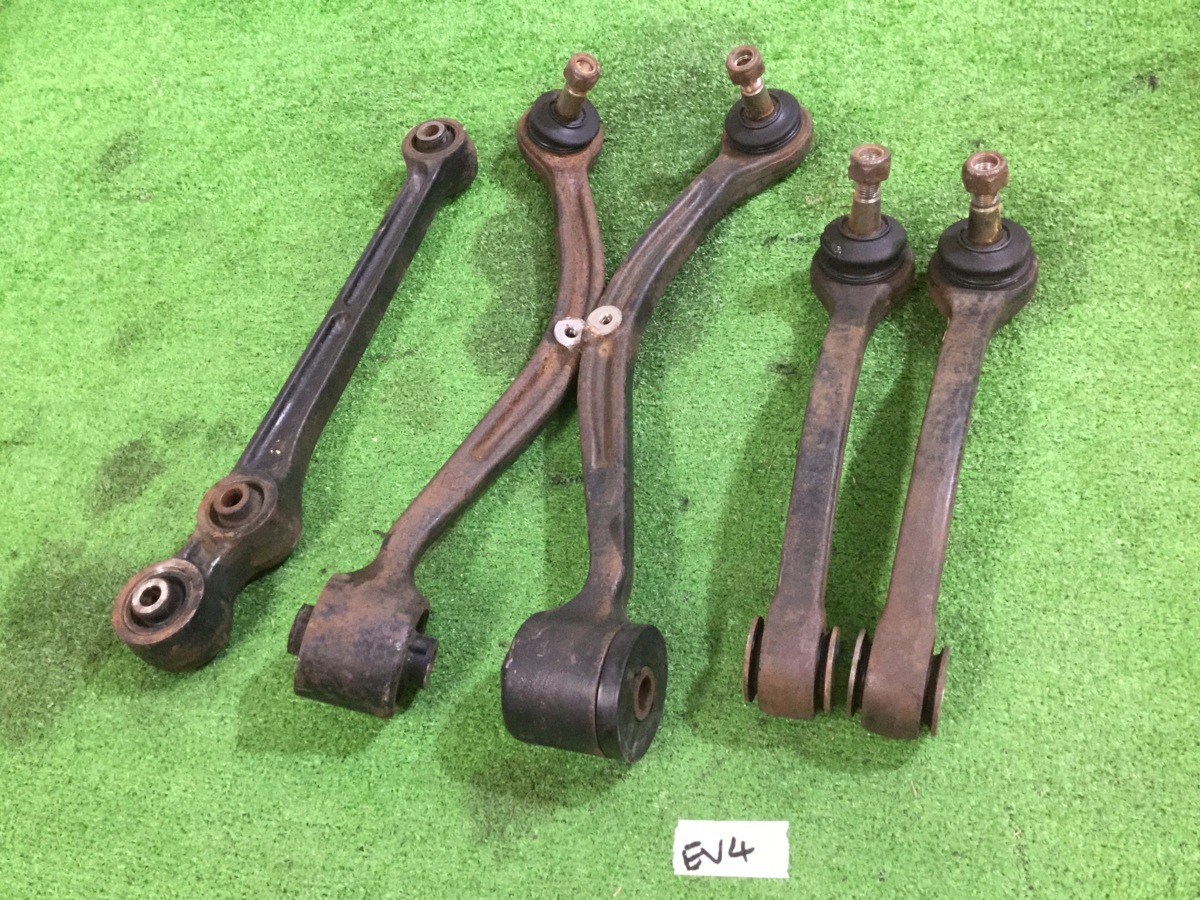 ランサーエボリューションⅣ　CN9A　純正　リア　サスペンションアームセット　左右　ロアアーム1本不足