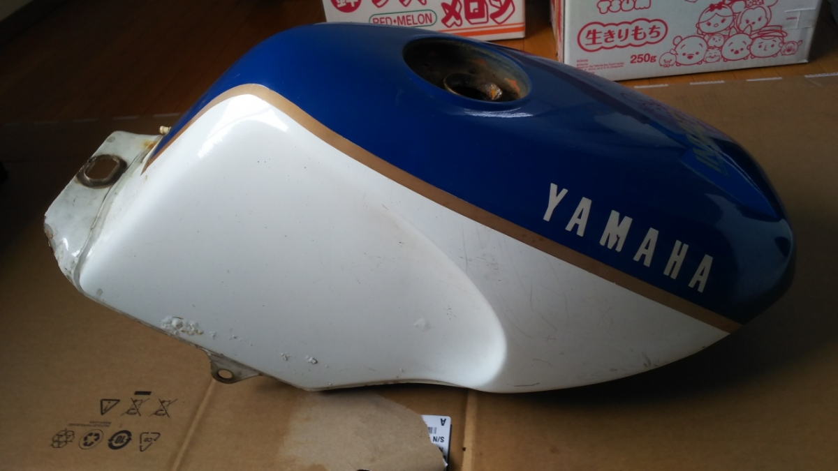 RZ250R タンク