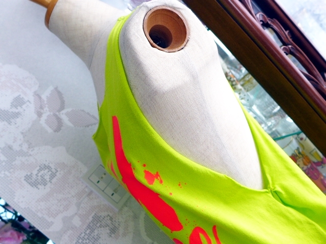 ☆美品☆ZUMBA　ズンバ　タンクトップ　リメイク　ライムグリーン　ダンス・エアロビクス・リトモス・ズンバ・ヒップホップ・フィットネス_5