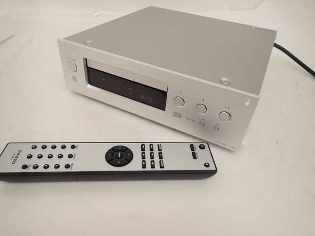 美品 ONKYO CDプレーヤー C-755 2017年製 ■ 57CE7-1