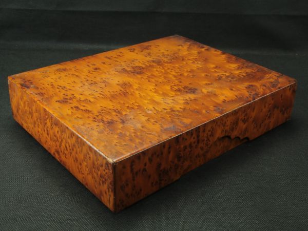 新品，セール 見事な杢目 見事な厚手貼り文箱 31 5&times;25&times;7 5cm程度 検索&rarr;硯箱 玉手箱 玉杢 瘤 溜 書道具 文房四宝(硯箱、文箱)｜売買されたオークション情報、yahooの商品情報をアーカイブ公開 - オ 硯箱、文箱