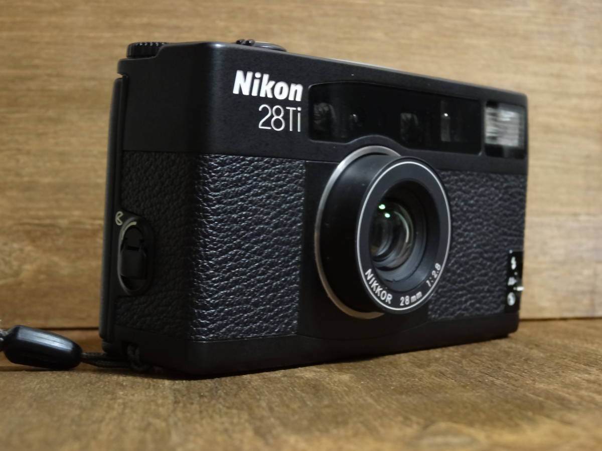 Nikon 28Ti Point Shoot 中古)Nikon (ニコン) 35mm Film Ti - Camera 
