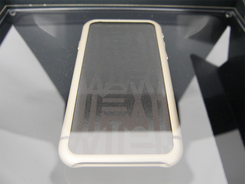 SQUAIR 日本製 iPhone 6 ジェラルミンバンパー Edge（ゴールド）_2