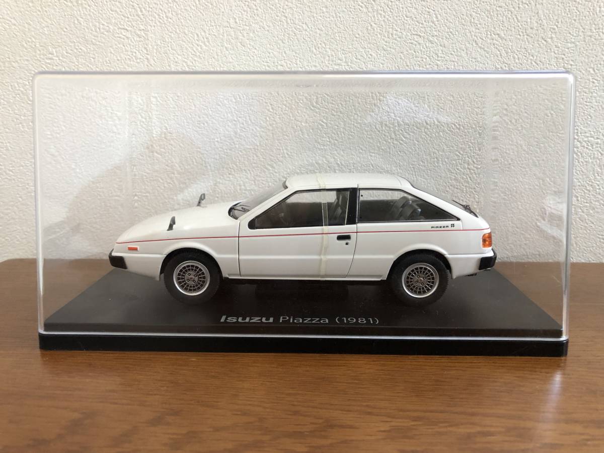 アシェット 1/24 国産名車コレクション いすゞ ピアッツァ Isuzu