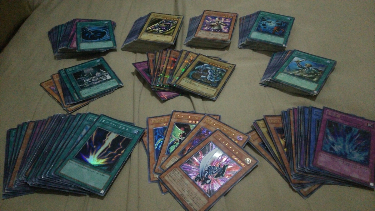 遊戯王　初期のみ　17枚　引退品　傷あり デュエリストレガシー LEGACY DUELIST デュエルモンスターズ パック