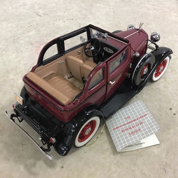 フランクリン・ミント ボニー＆クライド '32 フォード V-8 /ミニカー