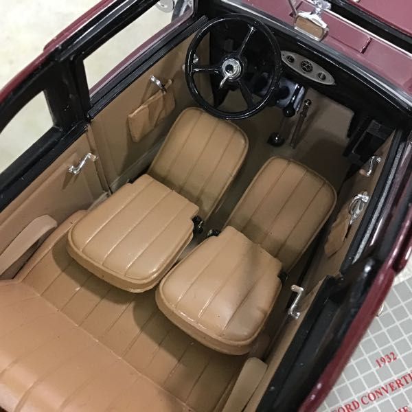 フランクリン・ミント ボニー＆クライド '32 フォード V-8 /ミニカー